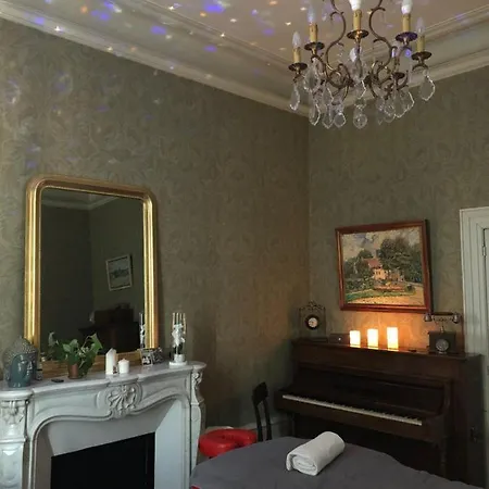 La Belle Epoque Couette-café 3*