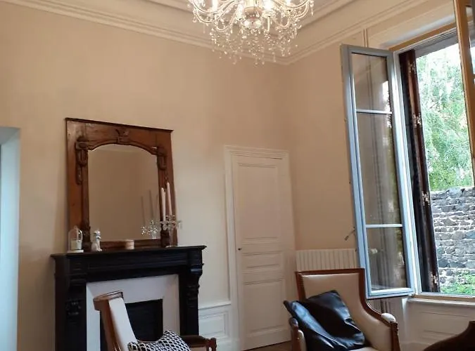 La Belle Epoque & - Bed & Breakfast Cournon-d'Auvergne